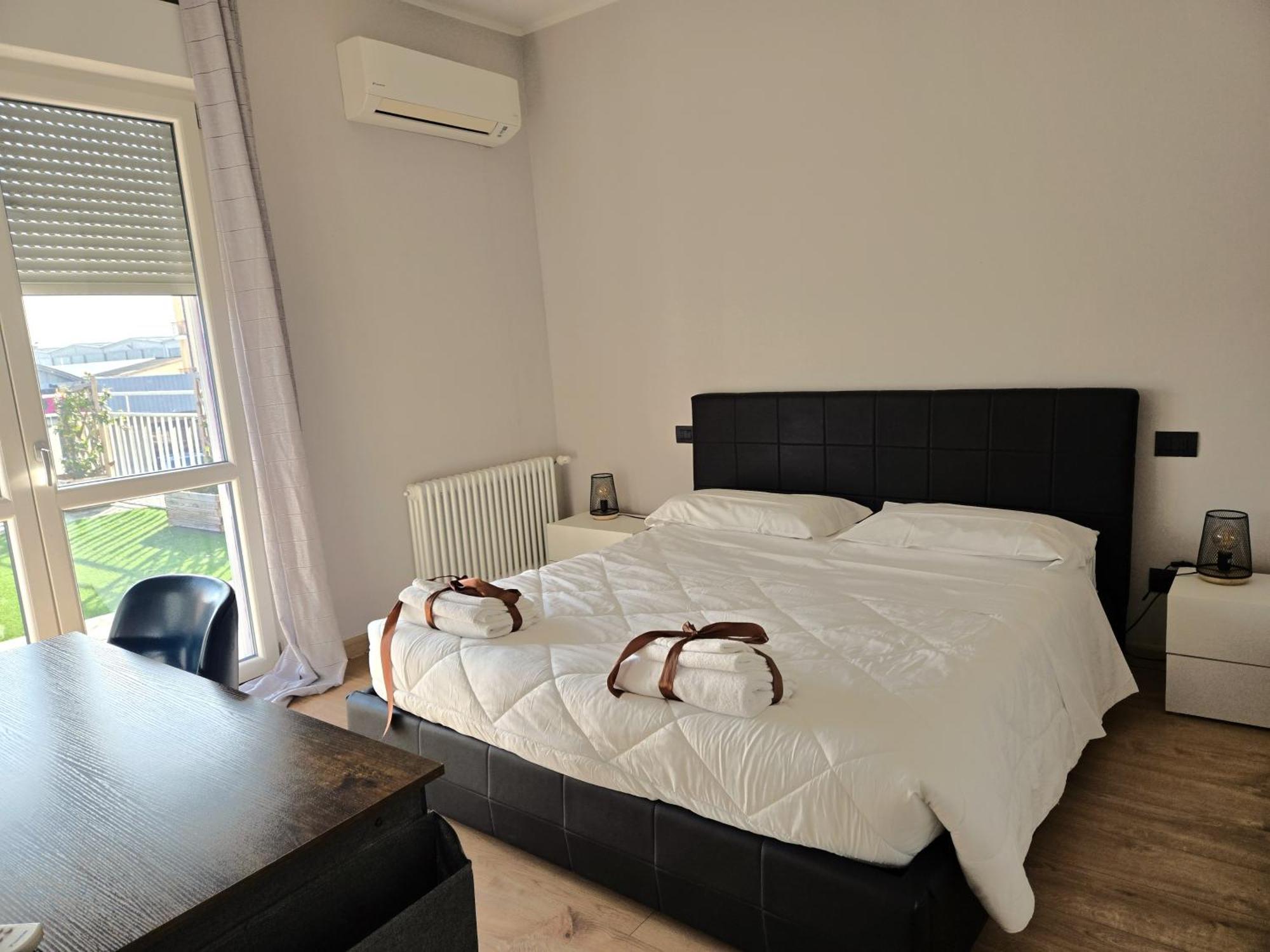7 Lakes Aparthotel Burolo Экстерьер фото